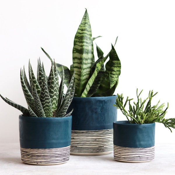 Pinched Planter with Stripes - Deep Ocean - Ready to ship