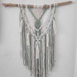 macrame wall hanging