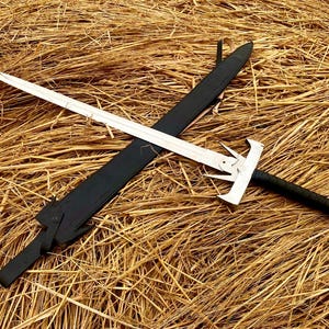 Espada Highlander – Acero de Damasco hecho a mano – Espada escocesa grabada a medida – Regalo perfecto para hombres