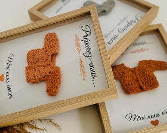 Rahmen zur Schwangerschaftsankündigung – Mini-Häkelweste „Mini We Are Coming“, originelles Geschenk für zukünftige Mama, einzigartige Schwangerschaftsankündigung