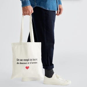 Tote Bag for Mom – “My super mom cape is hidden in this bag” – Gift for mom and mom-to-be – Personalized cotton tote bag