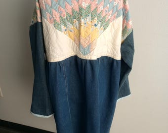 kurtka typu prochowiec z przetworzonego denimu i kołdry vintage, rozmiar L/XL, OOAK, z odzysku, elegancka, oryginalna