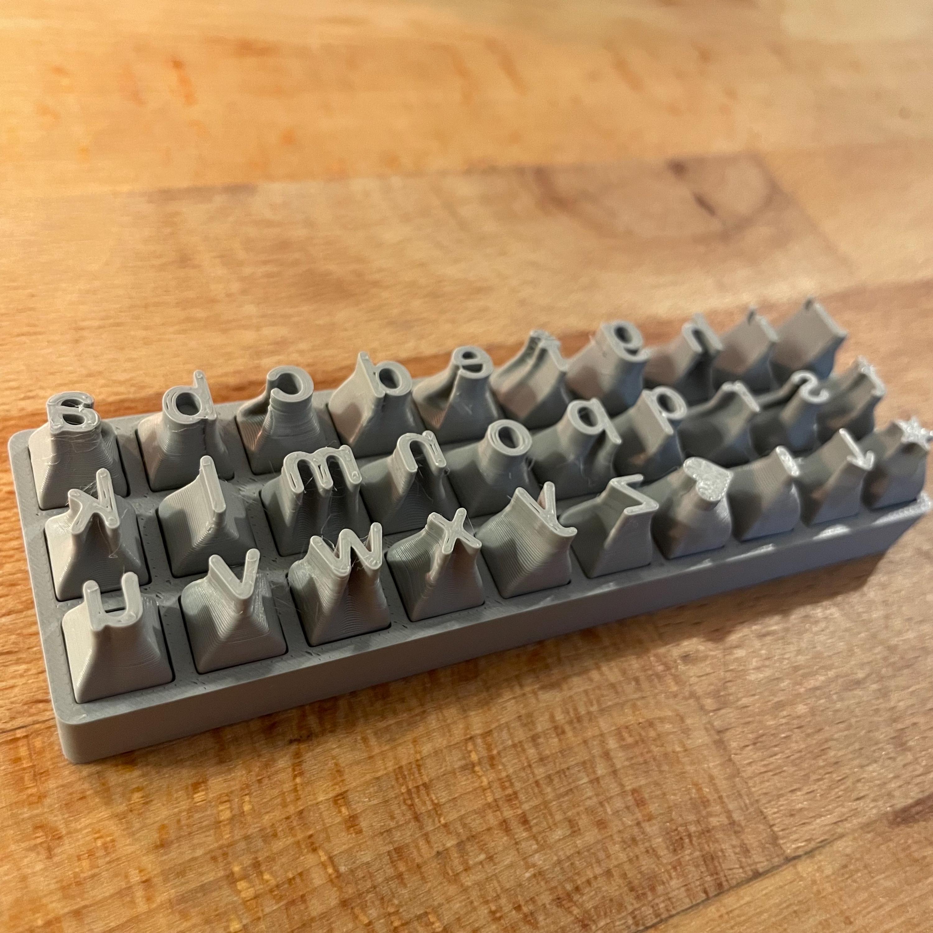 QUTHZZHY Alfabet kleistempelset, kleistempelset, 3D-gedrukte letters