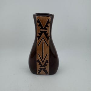 Sioux Pottery Brown Ceramic Bud Vase Hand Etched Irene Signed