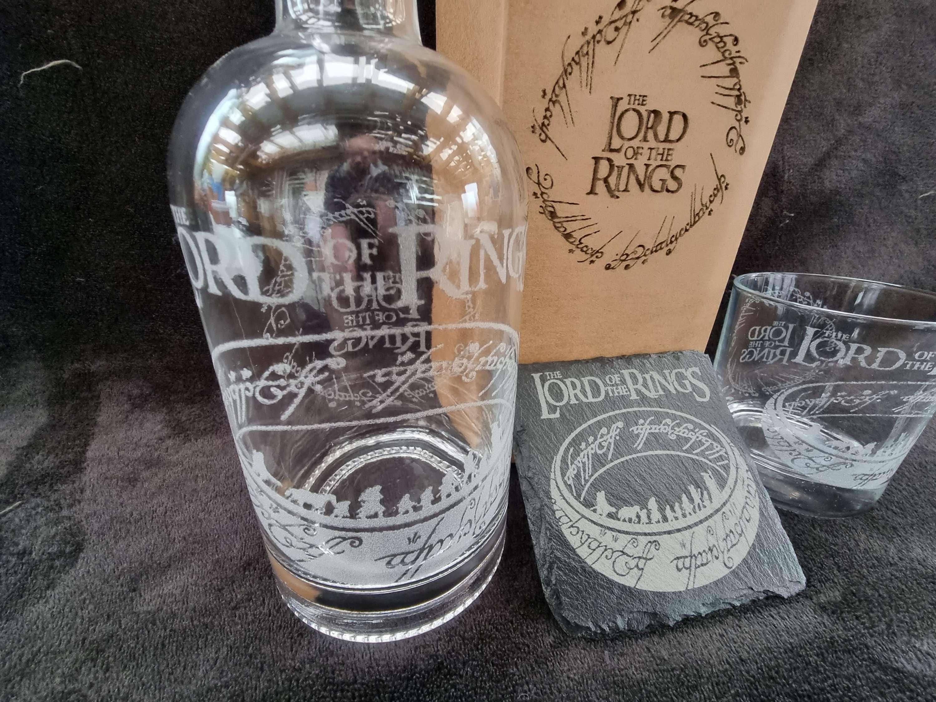 Lord of the Rings decanter box set can be personalised - Thumbnail 4