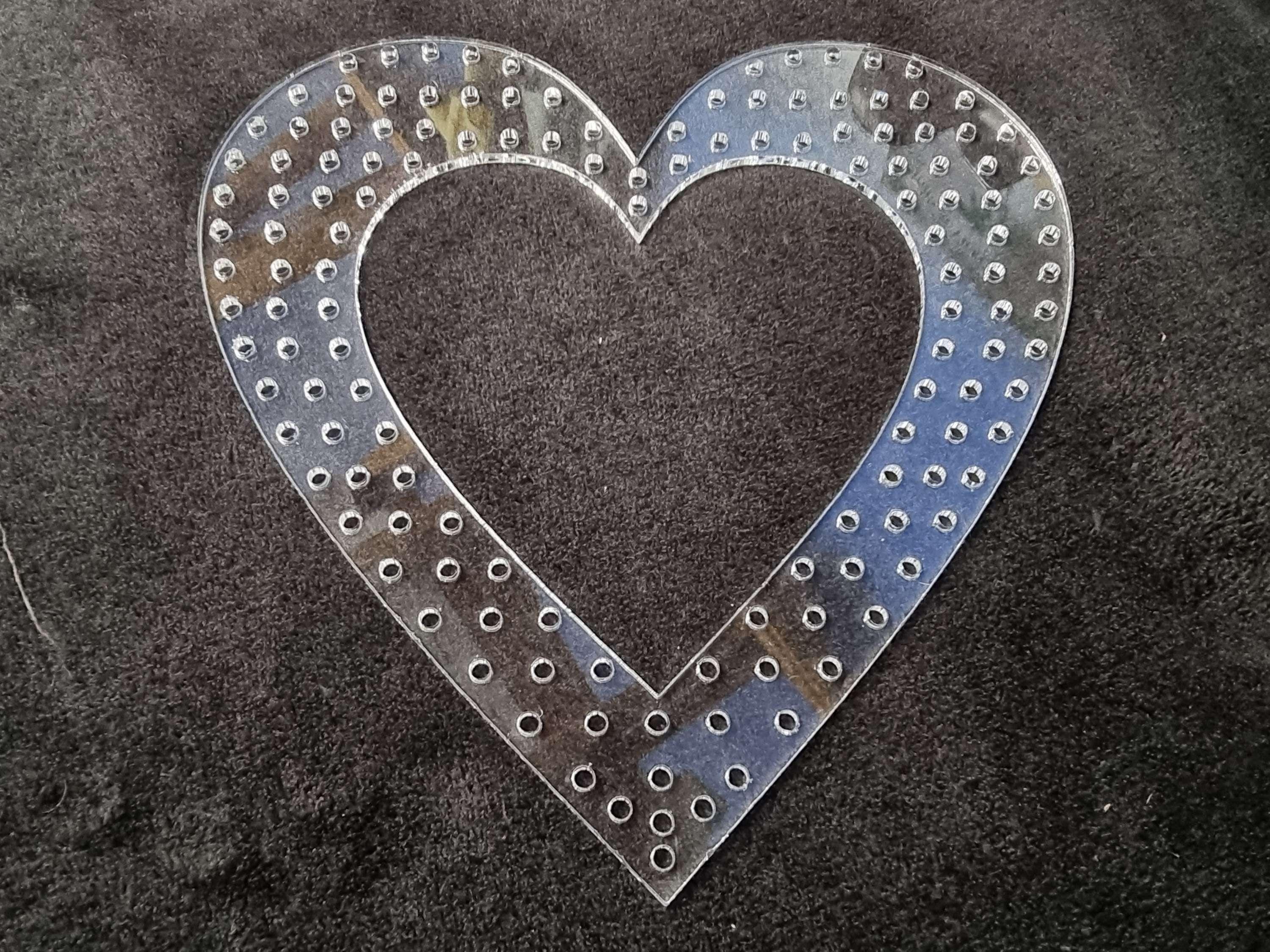 Crafting Wreath Template Heart Hollow - Thumbnail 3