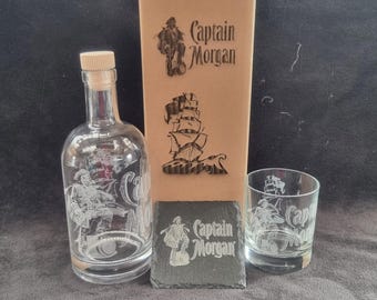 Captain Morgan decanter box sets can be personalised