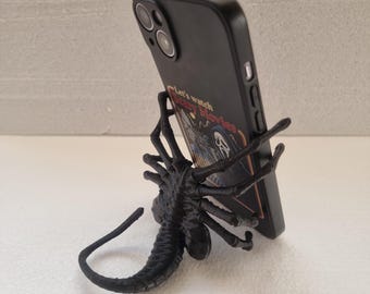 Facehugger Alien 3D Printed phone stand gift box set personalised