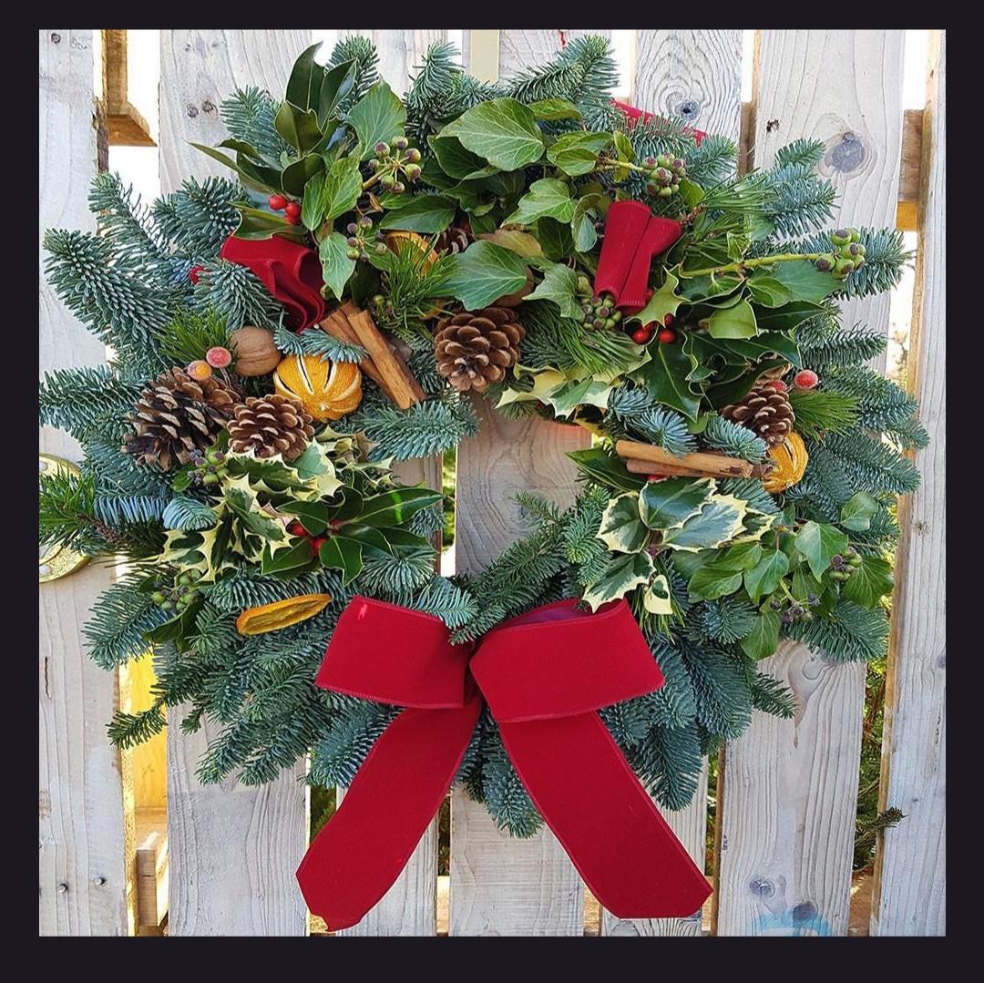 Character hollow Crafting Wreath Template - Thumbnail 5