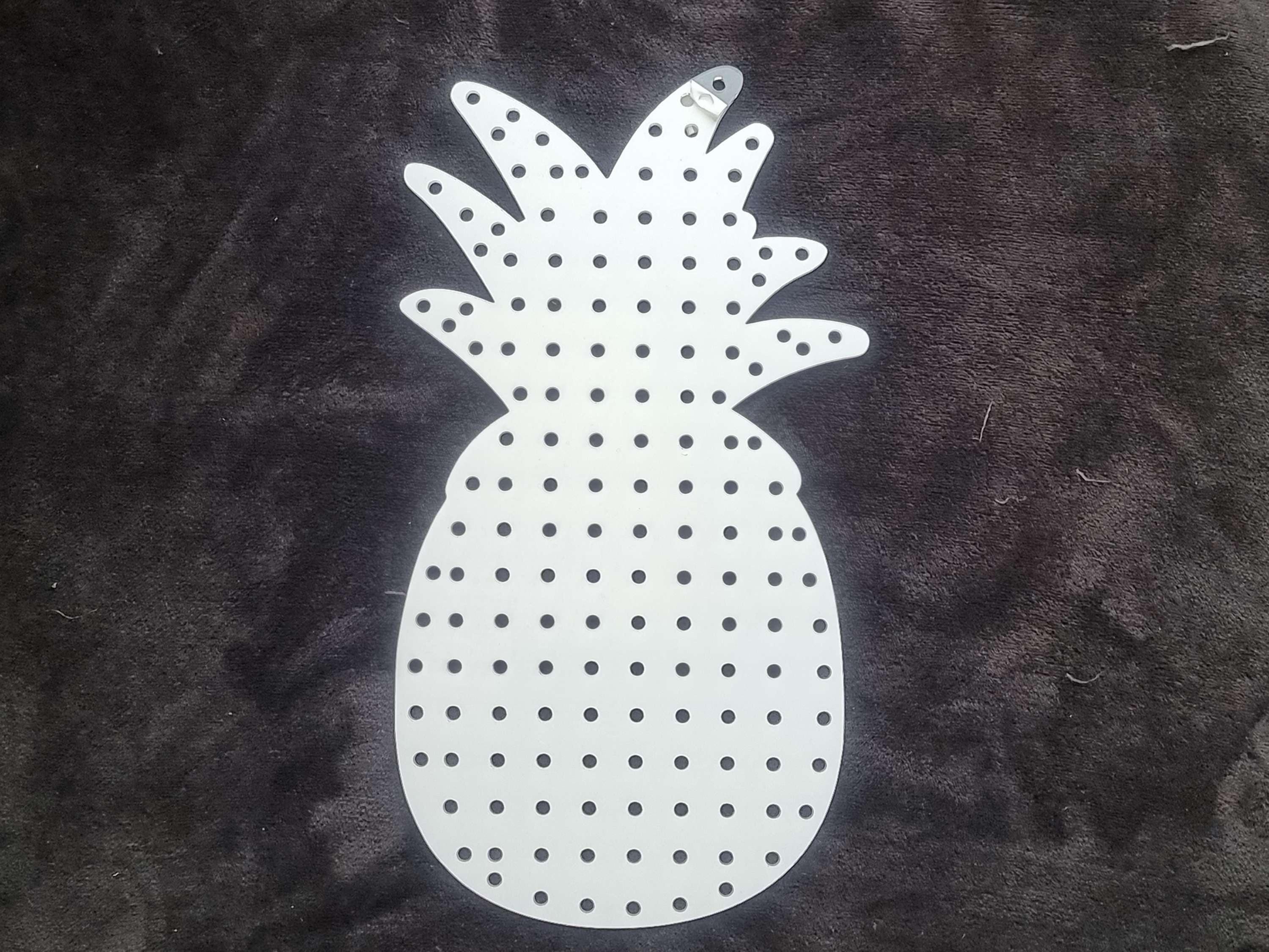 Crafting Wreath Template Pineapple - Image 1