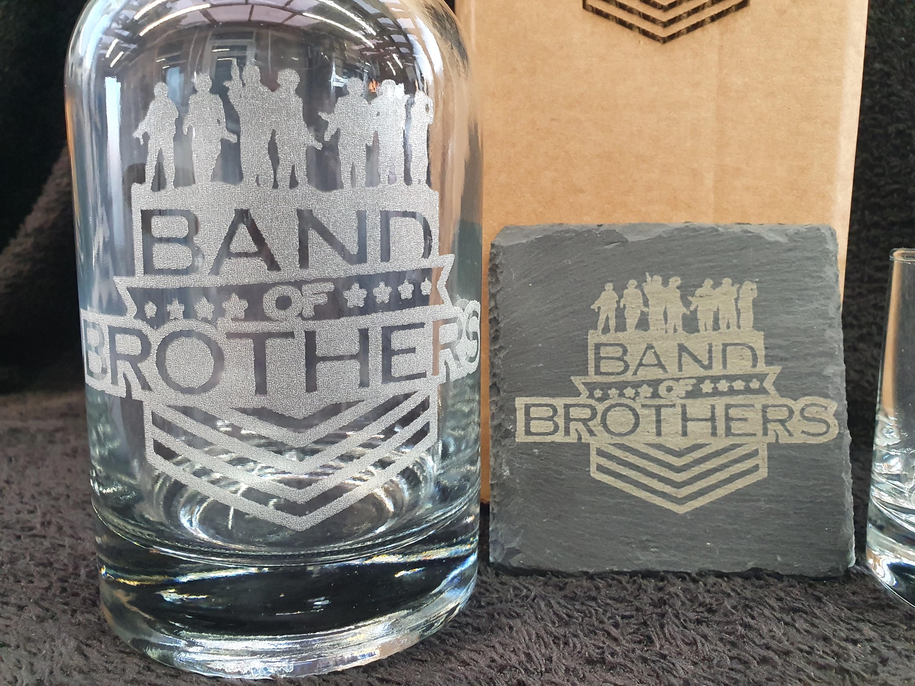 Band of Brothers decanter box set can be personalised - Thumbnail 6