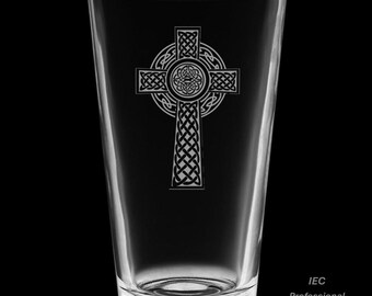 Celtic Cross 16 Ounce Pint Glass