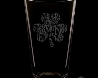 Kiss Me I’m Irish 16 Ounce Pint Glass with Gift Box