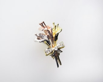Goldene Lilien Brosche - aus recyceltem 14K & 18K Gold