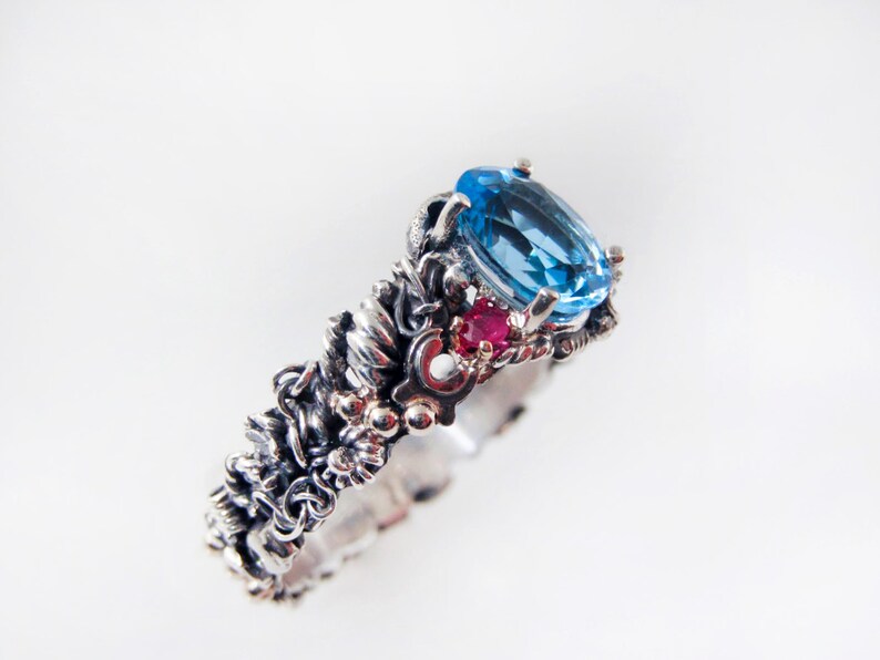 Blue Topaz Steampunk Engagement Ring zdjęcie 2