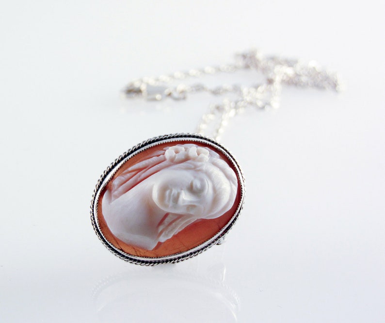 Sweet Dreams Cameo Silver Necklace
