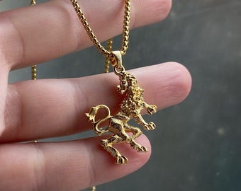 Large Silver or Gold Leo Lion Figural Pendant with or without chain - Zodiac Astrology Horoscope Pendant, vintage style