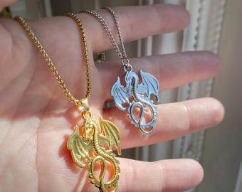 ゴールドドラゴンネックレス、ディセンダント・マルコスチューム