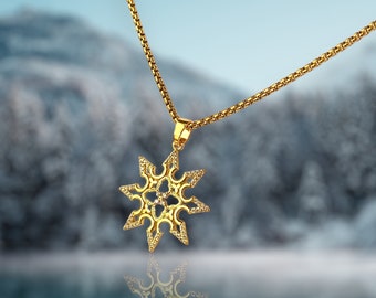 Schneeflocke Anhänger mit 2 Kettenoptionen, vergoldet, tolles Geschenk für einen Frozen Fan oder jeden, der schöne Erinnerungen an den Winter hat.