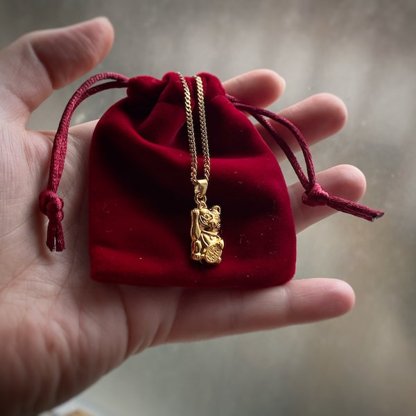 Gold or Silver Maneki Neko/Beckoning Cat Good Luck Charm Pendant w/ or w/out custom length chain, Unisex, gift bag