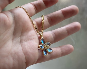 Blaue oder klare Glasblume Charm Anhänger Halskette mit langlebiger 18k Vergoldung, Anhänger nur für Panzerkette erhältlich