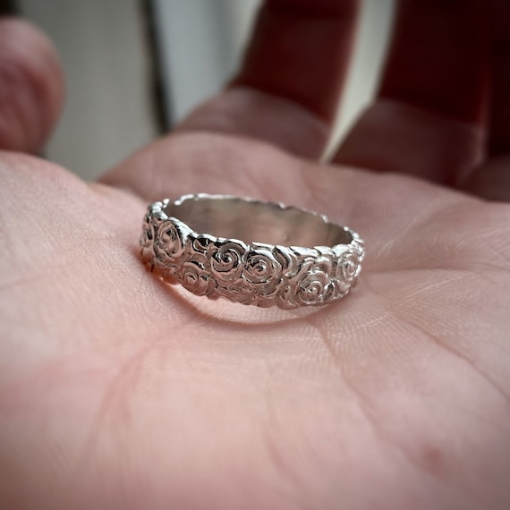Flower clearance ring men
