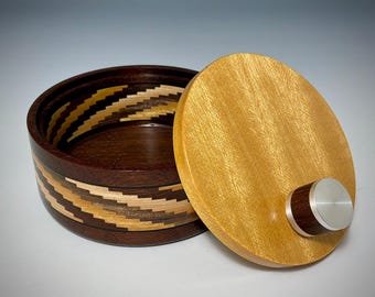 Segmented Peruvian Walnut Keepsake Box