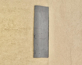 日本の伝統的な金継ぎ用品 - 伝統的な備長炭研磨材 - 漆の層を仕上げるための