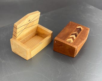 Small pocket box