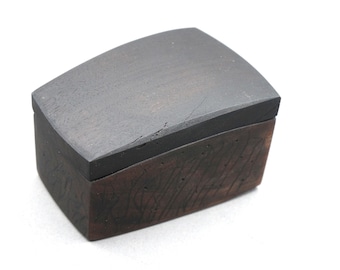 Walnut band sawn box