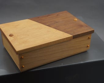 A Pivot Lid Box