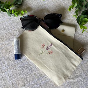 Triple flower pouch, Embroidered canvas pencil case, floral embroidery design, hand embroidered flowers, makeup pouch, cute gift