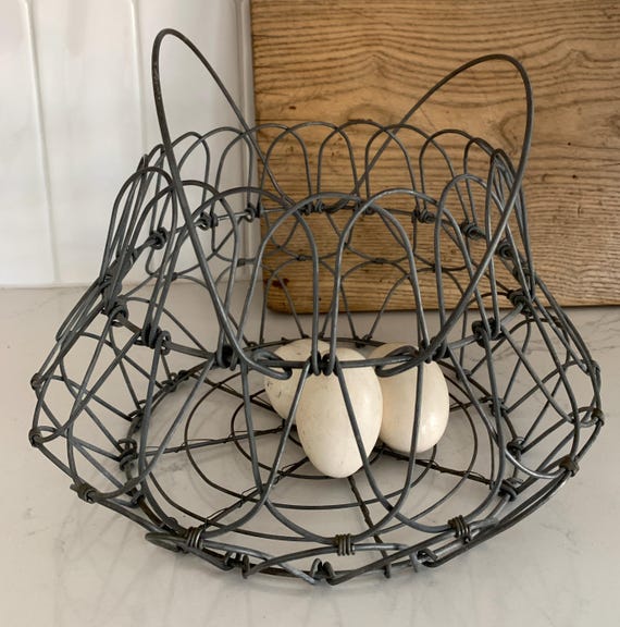 フランス アイアン エッグバスケット Antique French Wire Egg Basket: Round Scalloped Edge Planter - Etsy