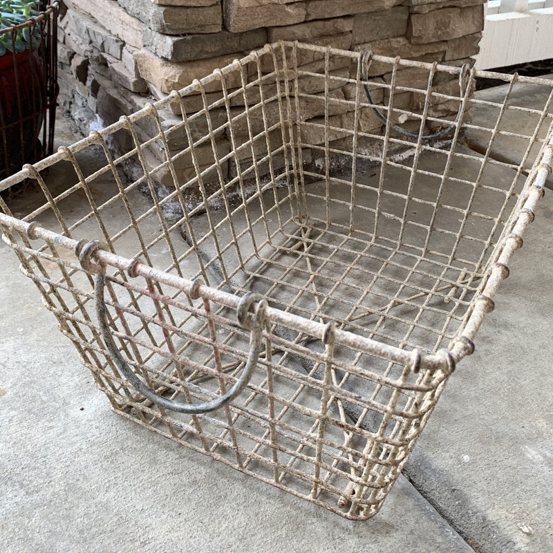 Oyster basket (vintage) 1 left