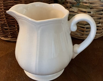 1960s FEDERALIST IRONSTONE CREAMER In Off-White, Made in Japan for Sears; Crazing, No Chips or Cracks - Buttercup Pattern