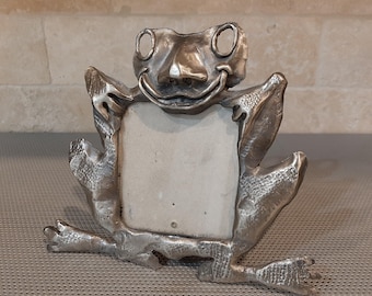 Vintage 1990s Ashleigh Manor Pewter Funky Wonky Frog Picture Photo Frame for Small Photos Frog Lover Gift