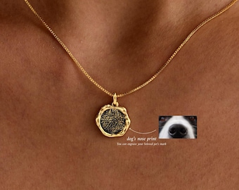 Pet Nose Print Necklace – Gold Engraved Memorial Jewelry, Custom Paw Keepsake, Pet Loss Gift