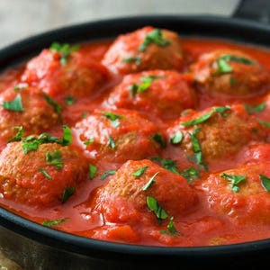 Almôndegas italianas autênticas com molho de tomate - receita tradicional de família PDF - download para impressão