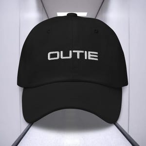 Outie Hut | Lumon Mitarbeiter Bekleidung | Ablösung Apple TV+