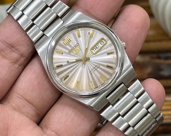 ヴィンテージ セイコー 5 オートマチック 21 ジュエル ムーブメント No