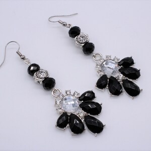 Pendientes colgantes con estilo glamuroso: cristal negro y diamantes de imitación