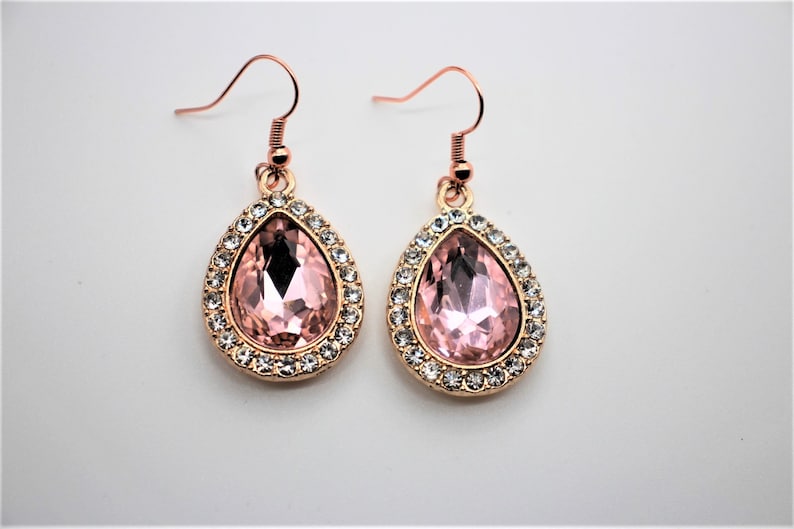 Faceted Special Occasions Diamond and Gold Teardrops with Rhinestones. Vintage Style Bling Peachy Pink Sparkling Light Glam Earrings