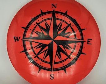 Brújula Latitude 64 Gold teñida a medida, 179 g - Driver de rango medio para disc golf - "The Navigator"