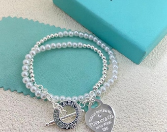 Elegante pulsera de doble hebra de perlas y cuentas de plata de ley con placa de corazón – Estilo Tiffany