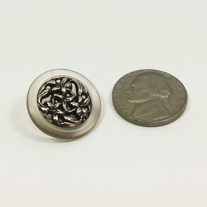 20.5mm 1316 Ornate Pewter Look Shank Back Metal Flower Filigree Button inset in Clear Resin
