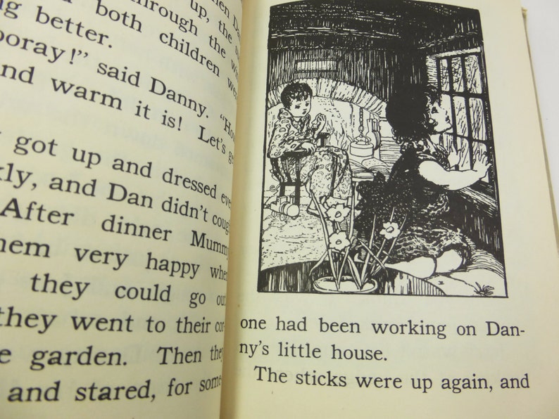 Danny's Secret 1940 Little Color Classics Book McLoughlin | Etsy