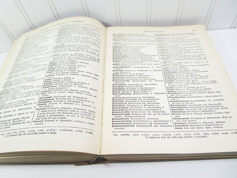 Englishfrench Dictionary International Français to Etsy