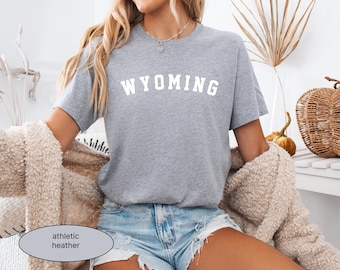 Wyoming T-shirt, aesthetic Wyoming Tshirt, Wyoming Gift, Men's Tshirt, Women's Tshirt, vintage Wyoming football shirt, Wyoming crewneck Tee