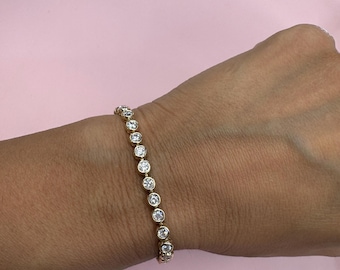 Pulsera de tenis de oro amarillo de 14 quilates con diamantes engastados en bisel, ajustable