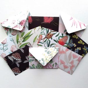 NATIVE FLORA Mini Envelopes - Set of 10 handmade mini envelopes with blank notecards - The Paper Stack